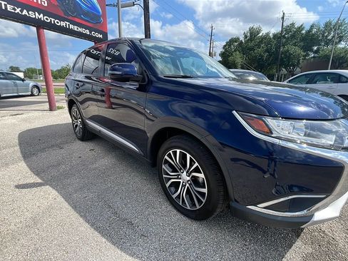 Used 2018 Mitsubishi Outlander LE FWD image 7