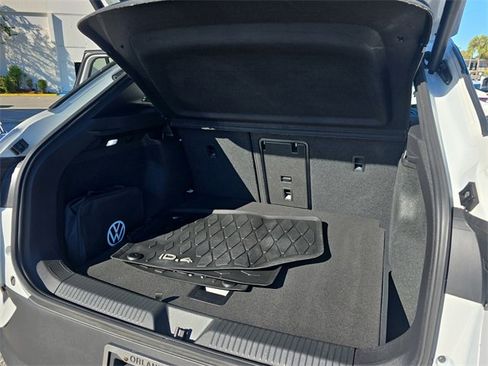 Used 2024 Volkswagen ID.4 S image 24