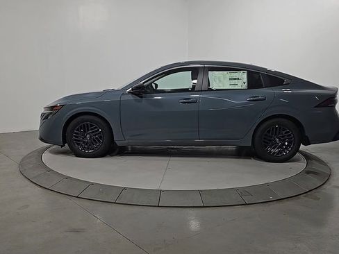 New 2026 Nissan Sentra SV image 2