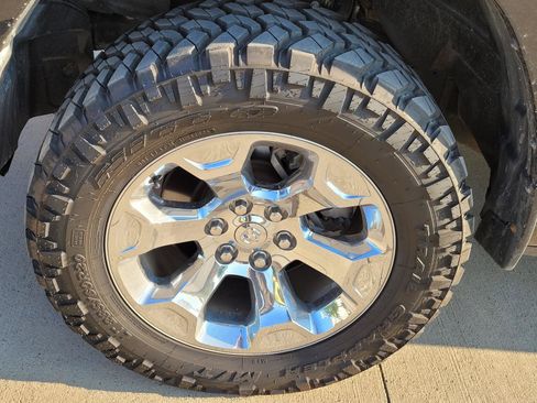 Used 2021 RAM 1500 Big Horn AWD/4WD image 2