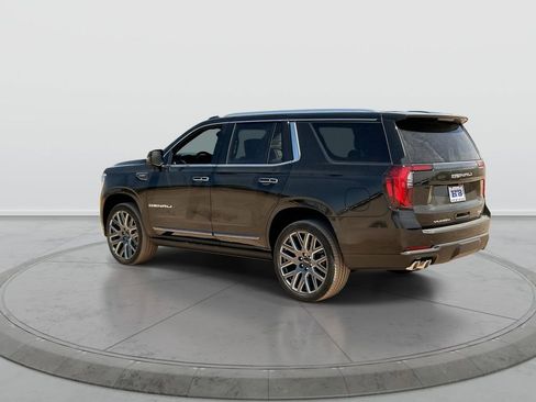 New 2026 GMC Yukon Denali Ultimate AWD/4WD image 6