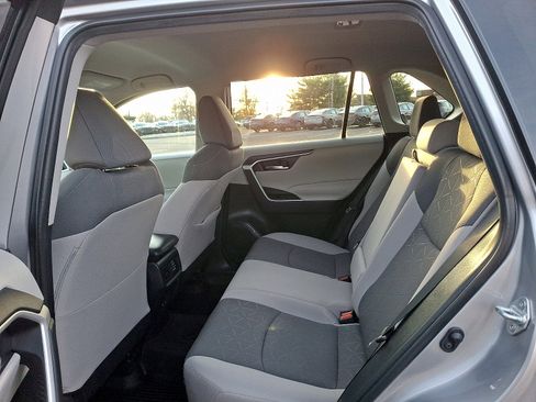 Certified 2021 Toyota RAV4 XLE image 9