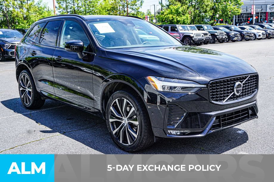 Used 2024 Volvo XC60 B5 Plus AWD/4WD image 3