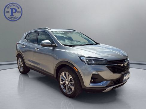 Used 2023 Buick Encore GX Essence w/ Experience Buick Package FWD image 1