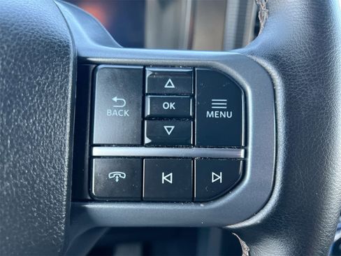 Used 2025 Ford F150 Lariat w/ Equipment Group 502A High image 24