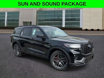 New 2026 Ford Explorer ST w/ Sun And Sound Package