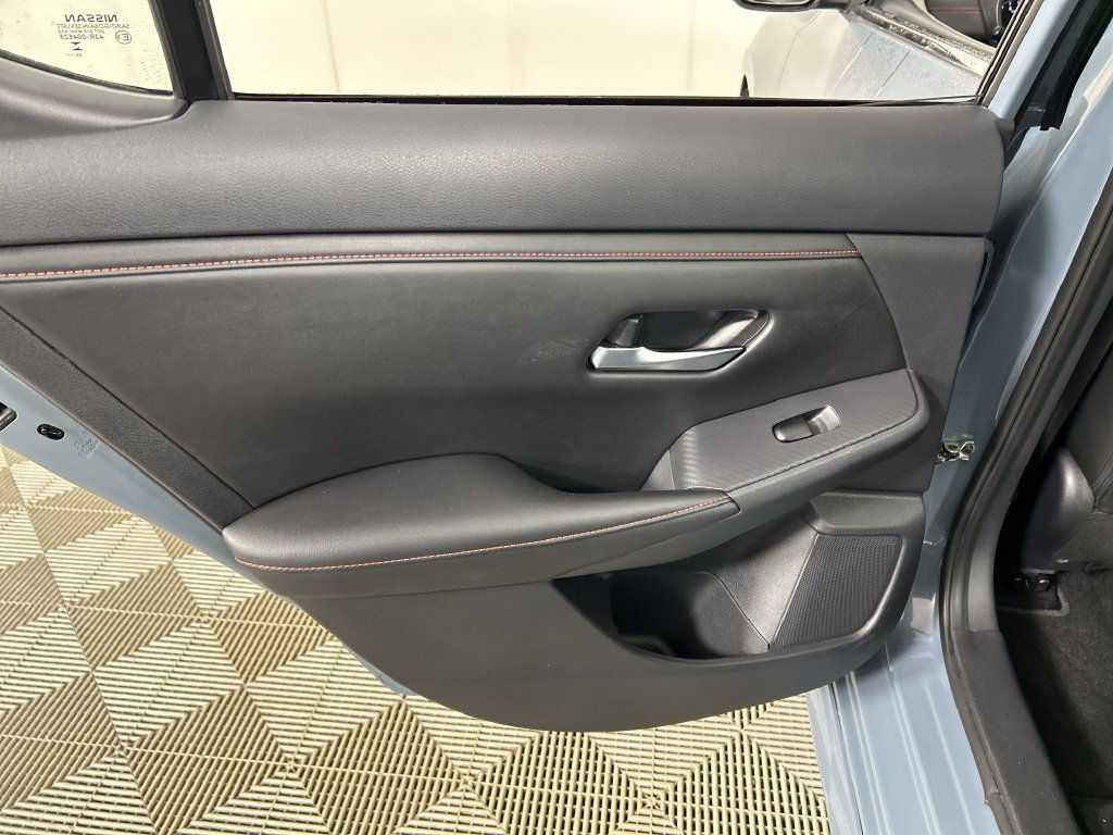 Used 2024 Nissan Sentra SR w/ SR Premium Package FWD image 16