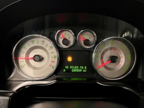 Used 2010 Ford Edge Sport image 9