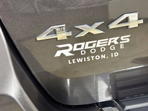Used 2019 Jeep Grand Cherokee Limited AWD/4WD image 28