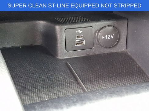 Used 2025 Ford Escape ST-Line FWD image 22
