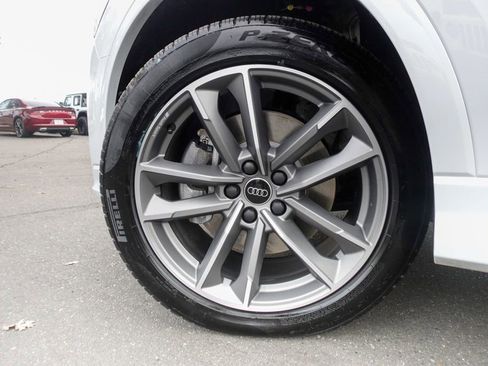 Used 2025 Audi Q3 2.0T Premium w/ Convenience Package image 10