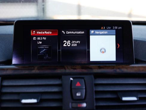 Used 2015 BMW M3 image 38