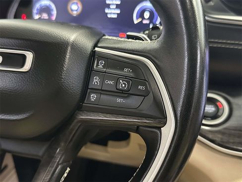 Used 2021 Jeep Grand Cherokee L Limited image 29