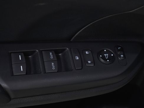 Used 2020 Honda Civic EX-L image 19