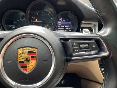 Used 2023 Porsche Macan Turbo AWD/4WD image 39