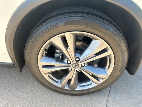 Used 2024 Nissan Murano Platinum w/ Cargo Package AWD/4WD image 11
