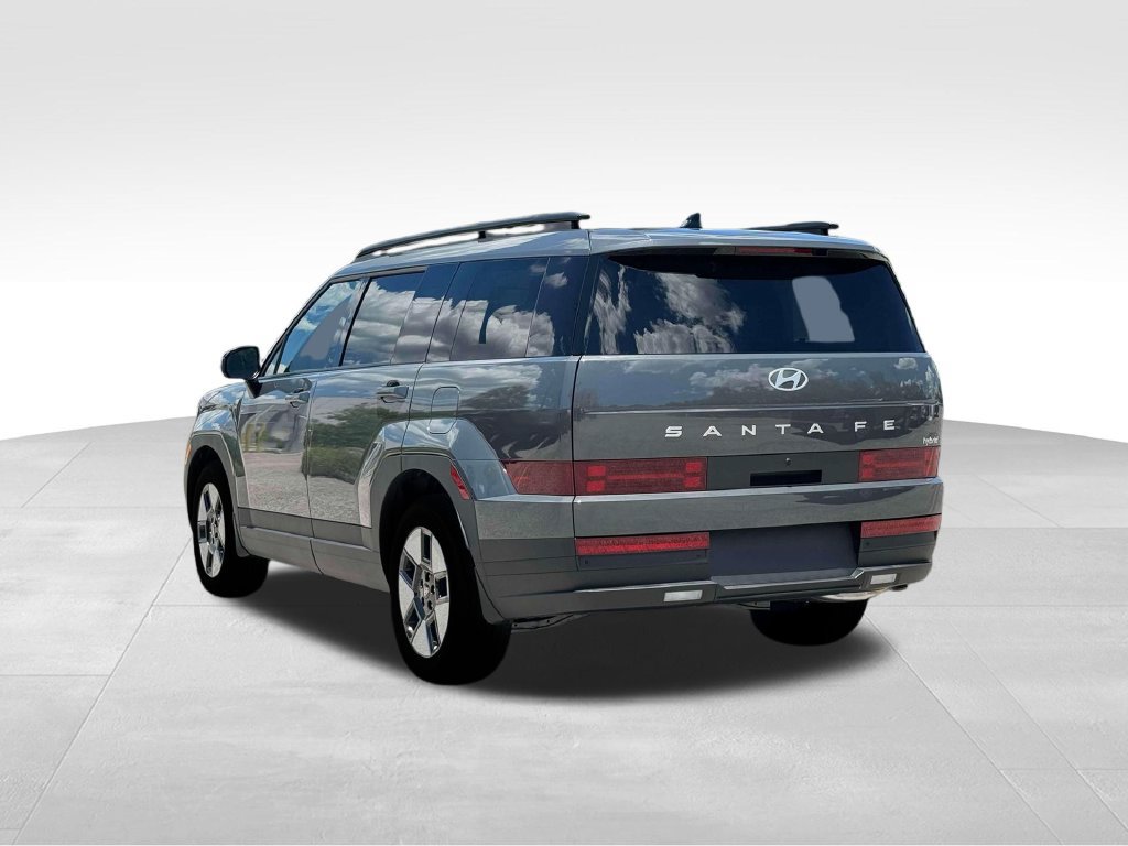 Used 2026 Hyundai Santa Fe SEL FWD image 8