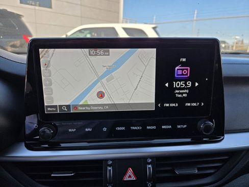 Used 2023 Kia Forte GT-Line w/ GT-Line Premium Package image 7