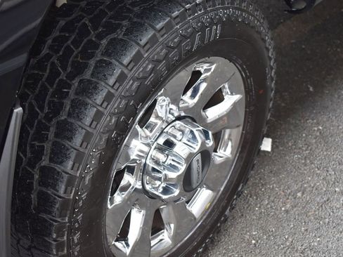 Used 2017 Ford F350 Lariat w/ Chrome Package image 13