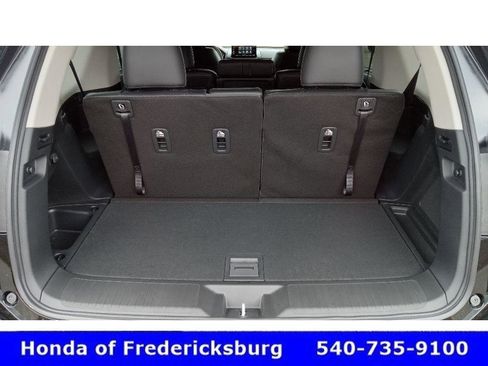 Used 2025 Honda Pilot EX-L image 42