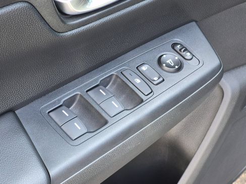 Used 2025 Honda CR-V Sport-L image 13