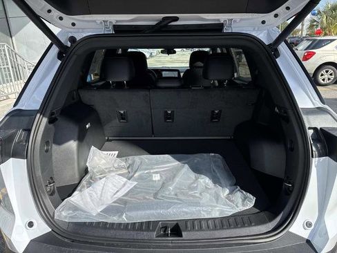 New 2026 Chevrolet Equinox RS w/ LPO, Floor Liner Package image 8
