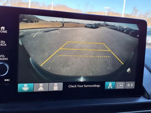 Certified 2024 Honda Pilot Touring image 20