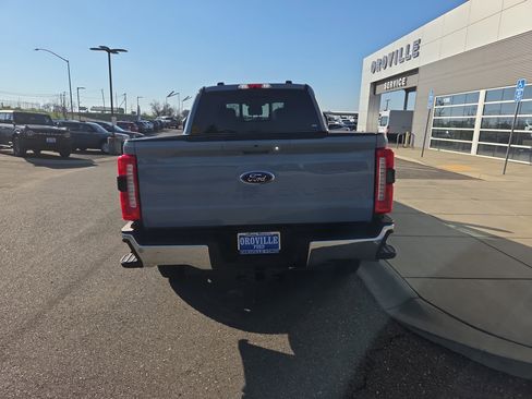 New 2026 Ford F250 Lariat w/ Lariat Premium Package image 4