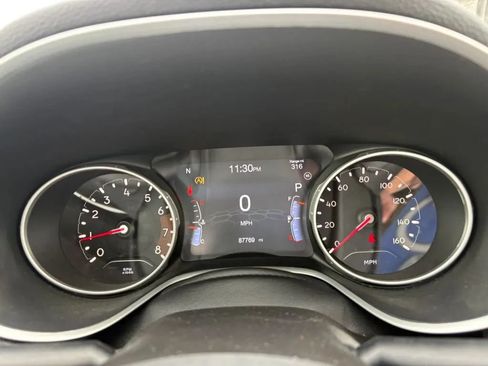 Used 2019 Jeep Compass Limited AWD/4WD image 15