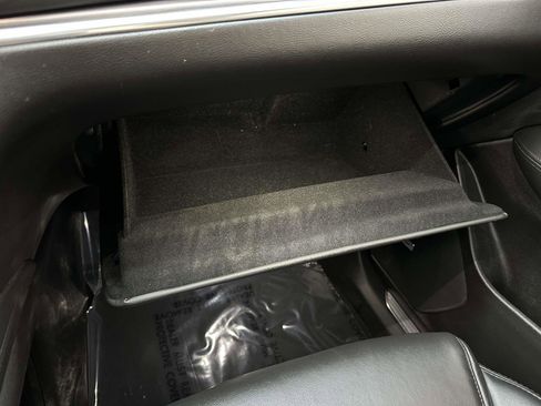 Used 2017 Cadillac XT5 Luxury w/ Driver Awareness Package image 30