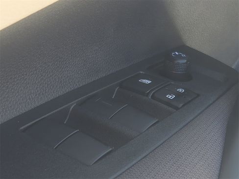 New 2026 Toyota Corolla LE image 18