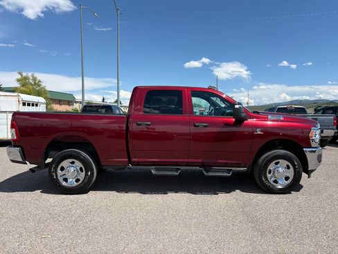 Used 2024 RAM 2500 Tradesman w/ Chrome Appearance Group AWD/4WD image 2