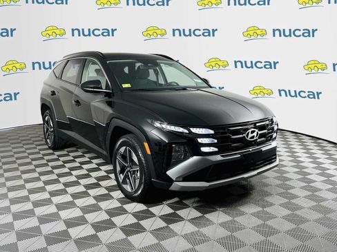 Certified 2025 Hyundai Tucson SEL AWD/4WD image 1