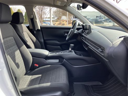 Used 2024 Honda HR-V LX image 33