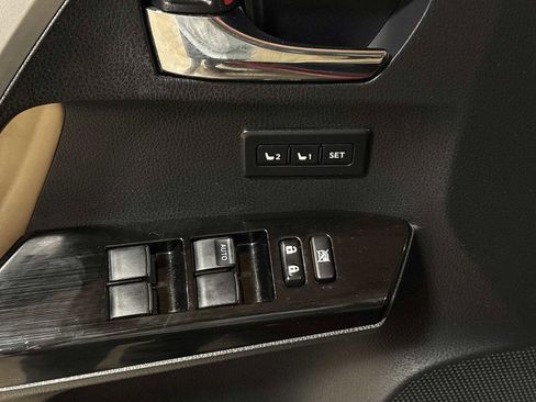 Used 2017 Toyota RAV4 Limited w/ Protection Package image 22