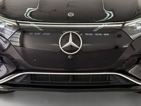 Used 2023 Mercedes-Benz EQS 580 4MATIC SUV image 19