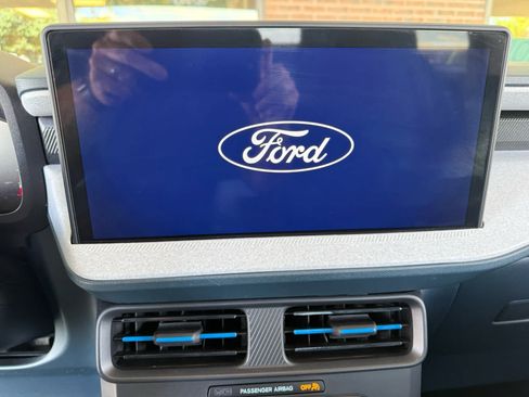 Used 2026 Ford Maverick XLT AWD/4WD image 14