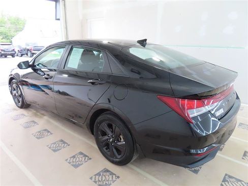 Used 2023 Hyundai Elantra SEL FWD image 10