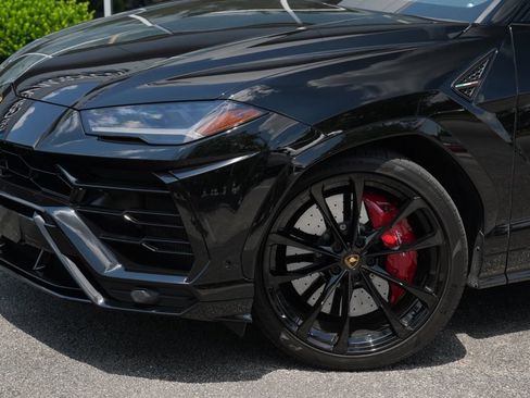 Used 2022 Lamborghini Urus AWD/4WD image 4