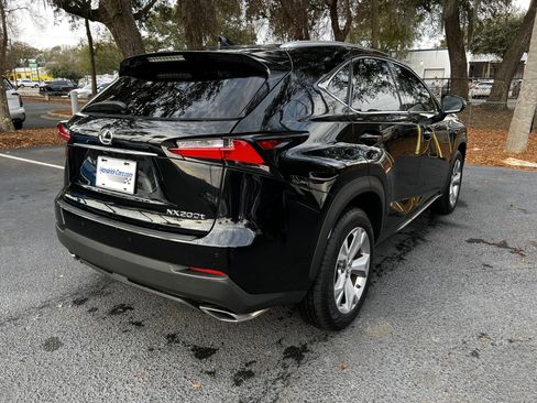 Used 2017 Lexus NX 200t Turbo image 9