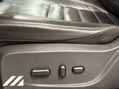 Used 2017 Ford Escape Titanium AWD/4WD image 21