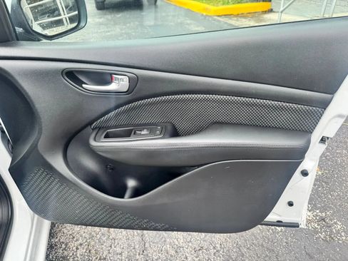 Used 2015 Dodge Dart SXT FWD image 29