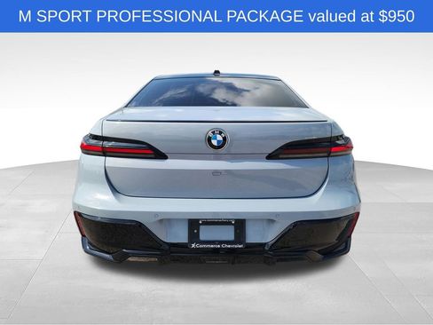 Used 2023 BMW 740i w/ Executive Package RWD image 7