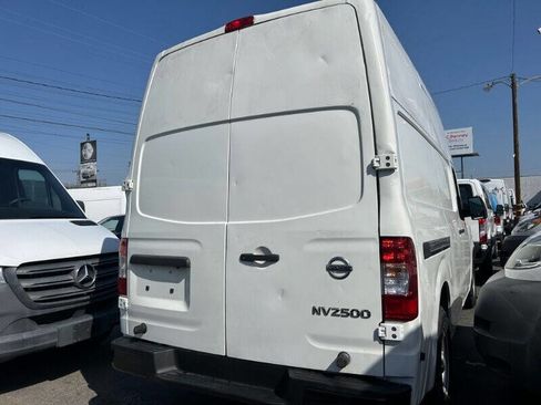 Used 2018 Nissan NV 2500 S image 5