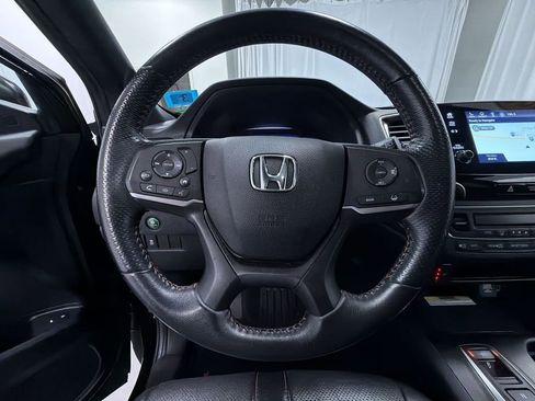 Used 2022 Honda Pilot TrailSport image 25