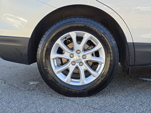 Used 2020 Chevrolet Equinox LT image 42