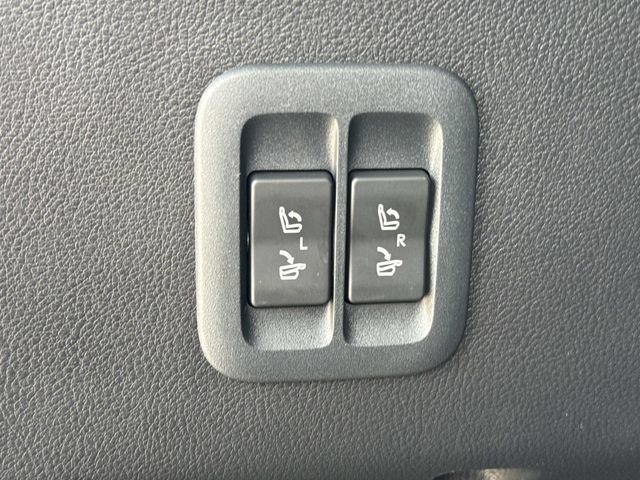 Used 2025 Lexus TX 350 AWD w/ Technology Package image 13