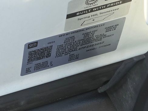 Certified 2023 GMC Acadia SLT image 30