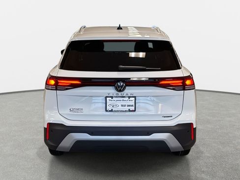 New 2026 Volkswagen Tiguan S image 6