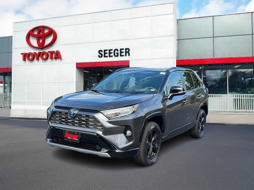 Used 2021 Toyota RAV4 XSE w/ XSE Grade Weather Package AWD/4WD image 11